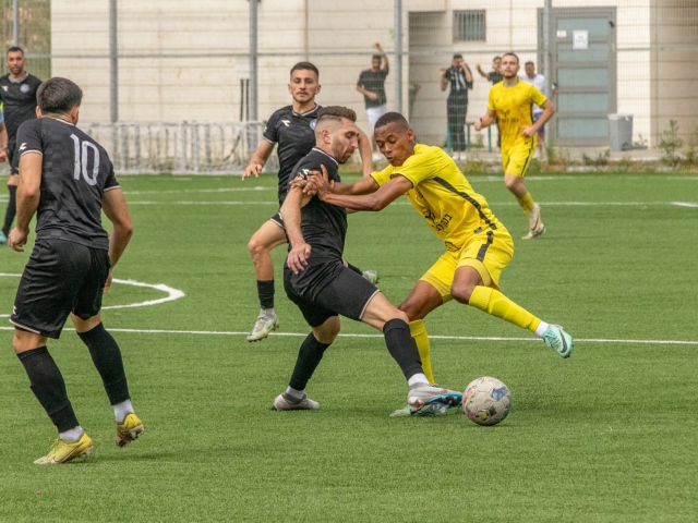 חאיכ בפעולה (גלעד אימס)